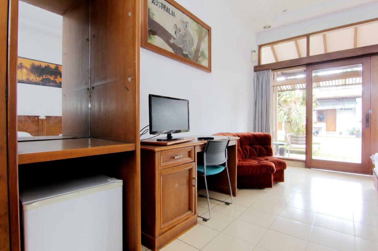 Villa Enggal Lembang Exterior photo