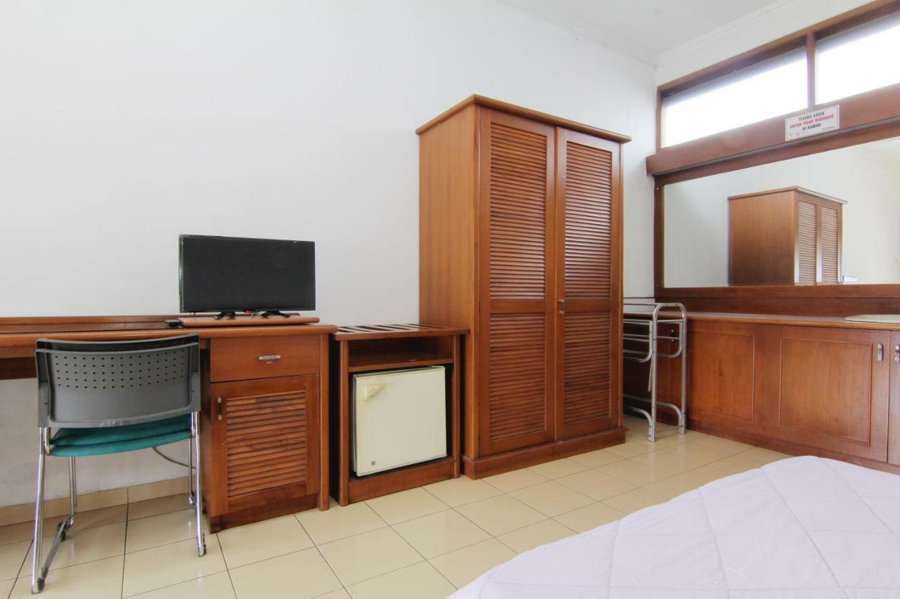Villa Enggal Lembang Exterior photo